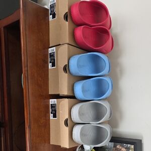 Nike MEN Slip-On Slippers - Red, Blue, Gray